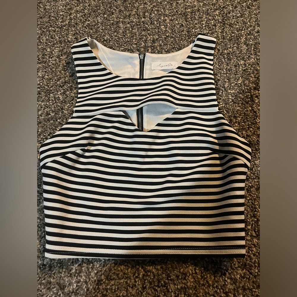 Nice Striped crop top